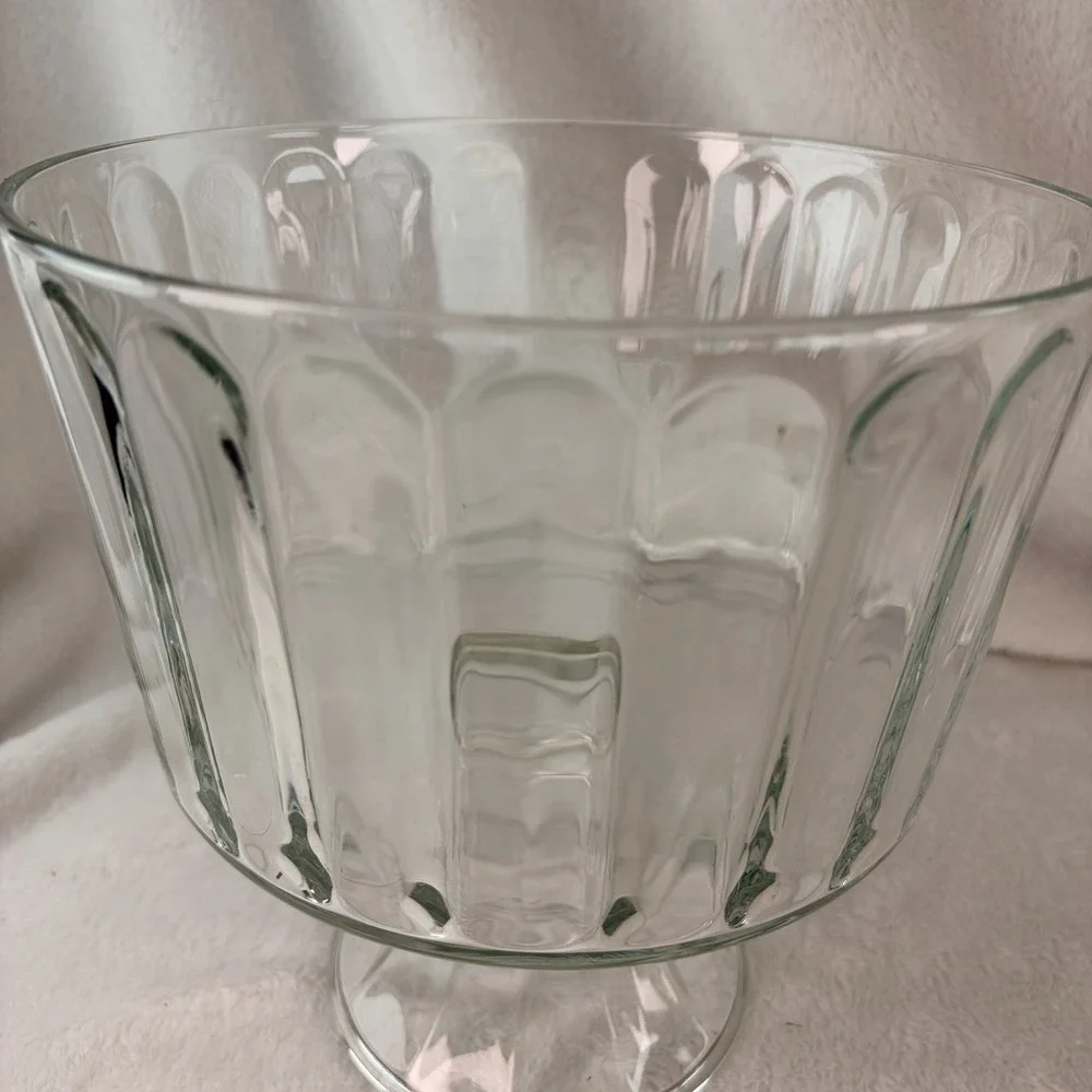 Vintage 70s Ribbed Clear Glass Trifle Bowl Footed Pedestal Base Retro Fluted EVC
